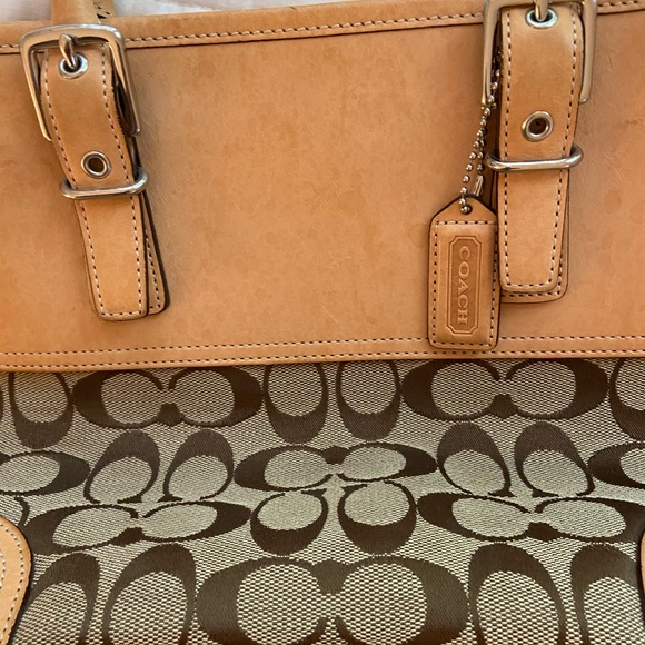 Classic Coach handbag - Picture 6 of 6